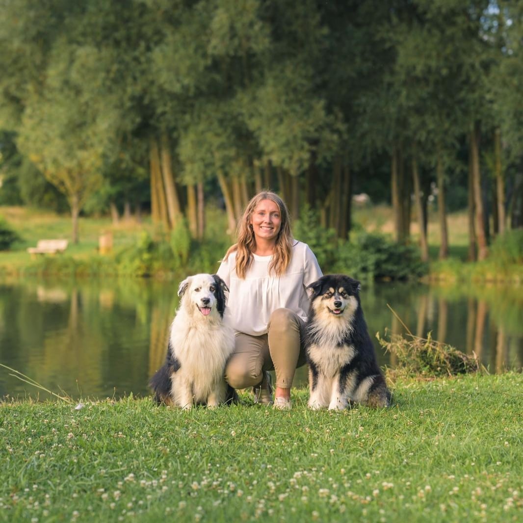 Ophélie Roy, prestataire indépendante de services pour Dog'titude et ses chiens